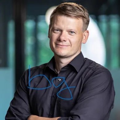matthias-petri-tutkit-2021-bg.jpg