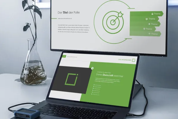 Keynote-, Google Slides-, Microsoft PowerPoint-Vorlagen im Square-Design, Beispielfolien auf Monitor und Laptop